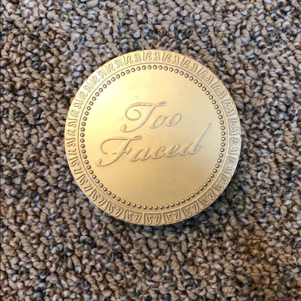 Too Faced Bronzer